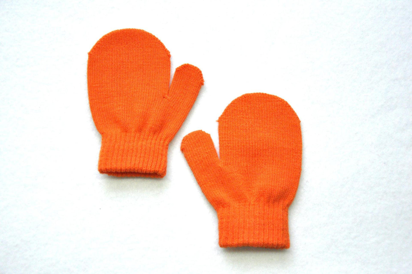 Nate Baby Knitted Gloves