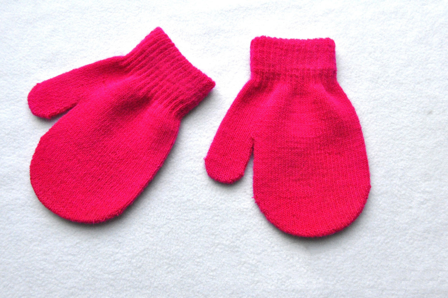 Nate Baby Knitted Gloves